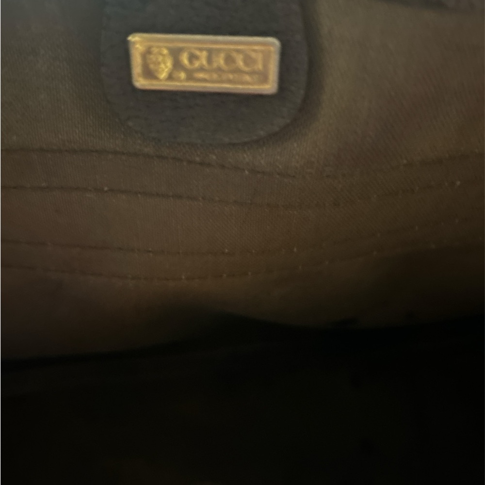 Gucci - Picture 2 of 9